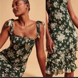 Green and white Abercrombie dress (L tall)